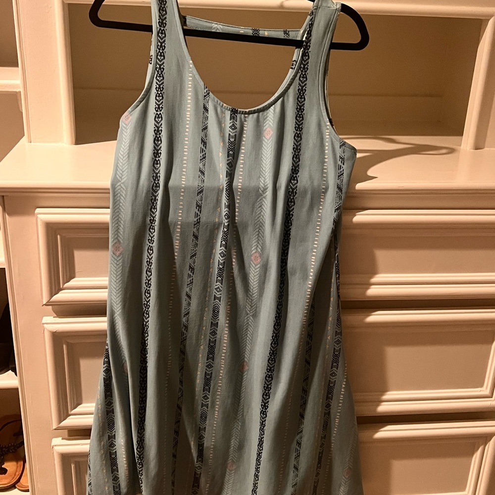 Elegant Green Patterned Dress